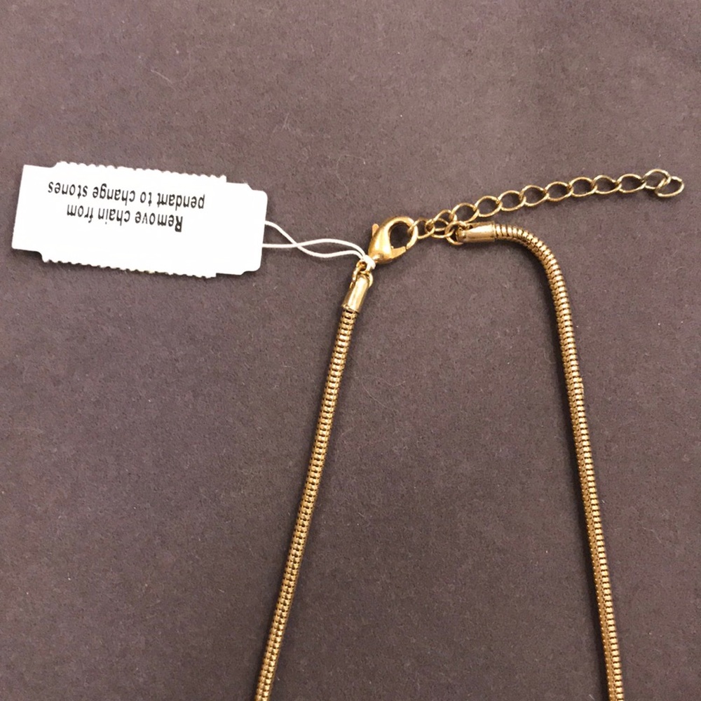 ✅CLEARANCE- Vintage Gold-Tone Pendant Necklace with Multi-Color Stones - Picture 5 of 6